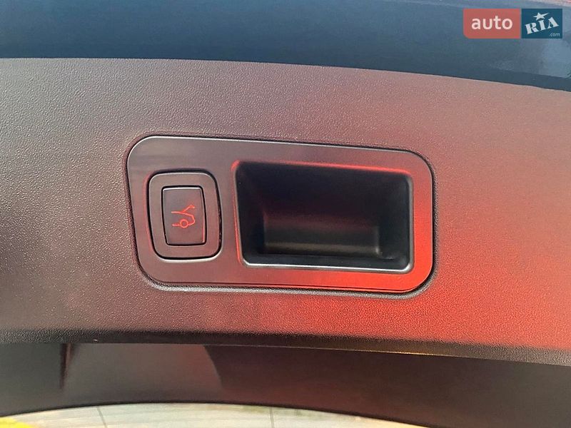 Лифтбек Tesla Model S 2015 в Владимире фото 3 Лифтбек Tesla Model S 2015 в Владимире