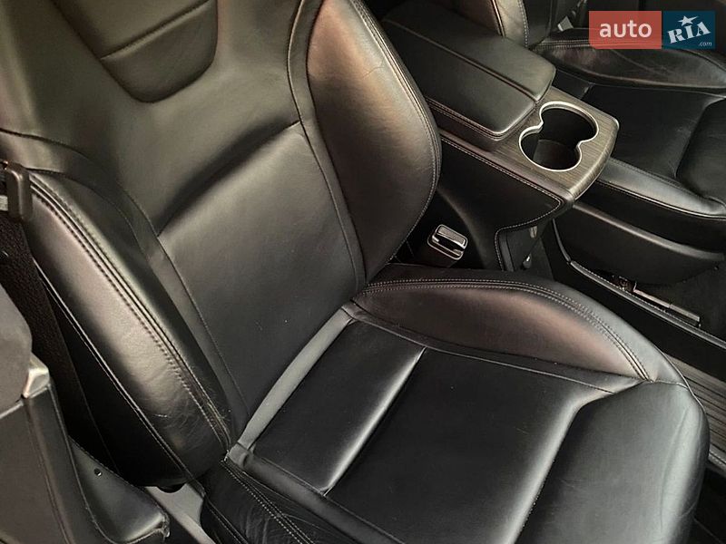 Лифтбек Tesla Model S 2015 в Владимире фото 4 Лифтбек Tesla Model S 2015 в Владимире