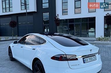 Tesla Model S  2014