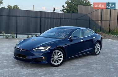 Tesla Model S  2016
