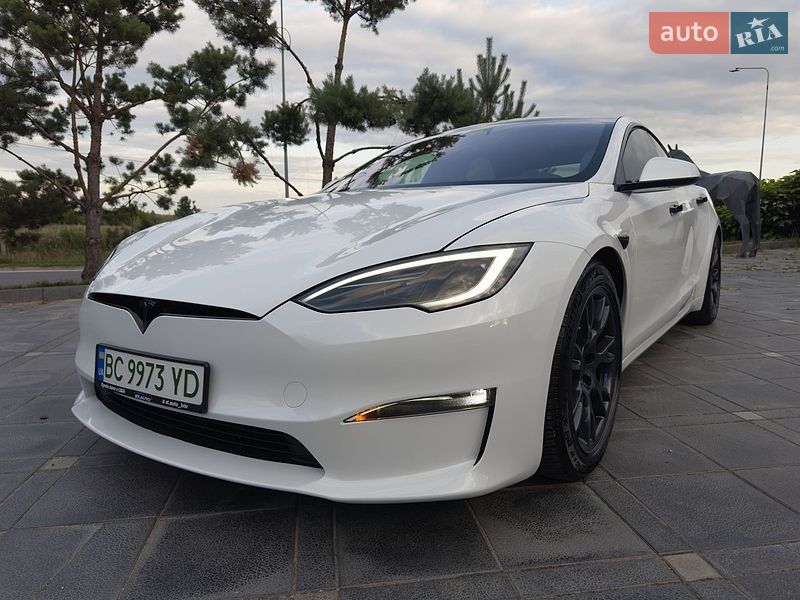 Tesla Model S 2023