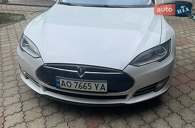 Tesla Model S  2014