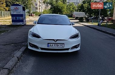 Tesla Model S  2017
