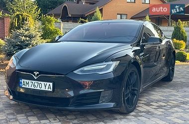 Tesla Model S  2016