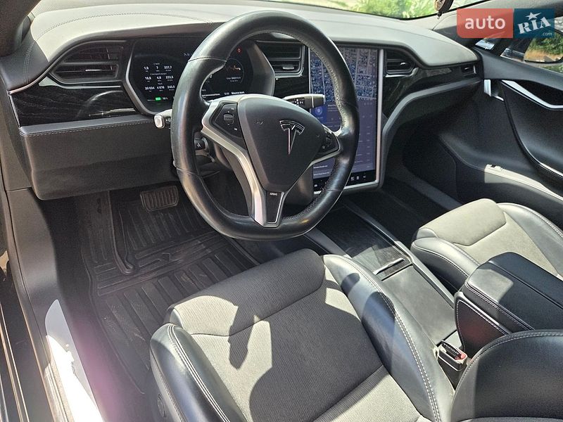 Лифтбек Tesla Model S 2018 в Малой Виске