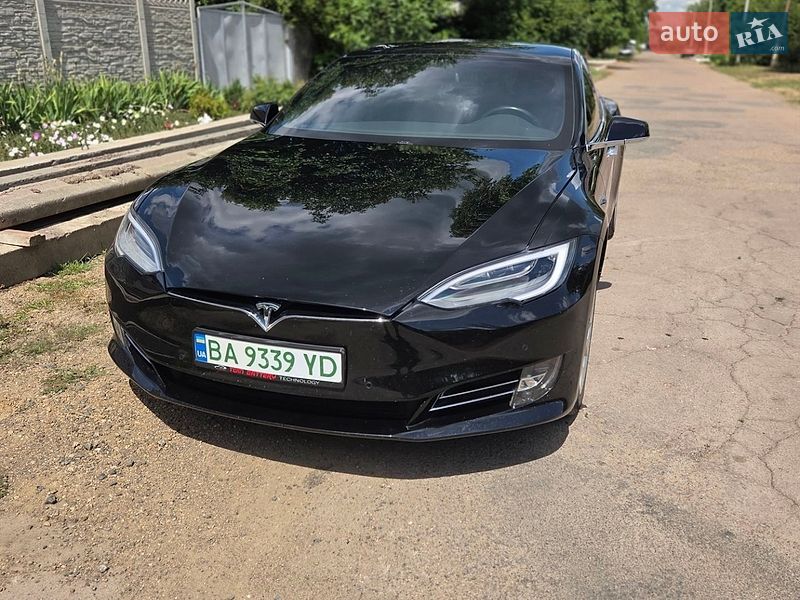 Лифтбек Tesla Model S 2018 в Малой Виске