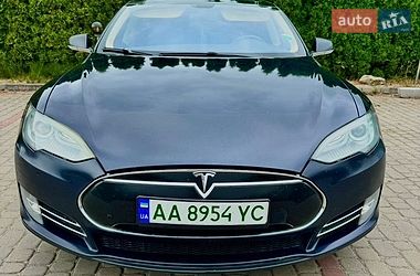 Tesla Model S  2014