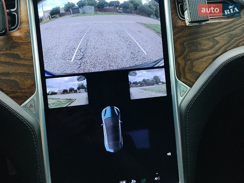 Лифтбек Tesla Model S 2018 в Днепре