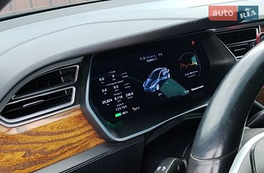 Лифтбек Tesla Model S 2018 в Днепре