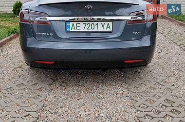 Лифтбек Tesla Model S 2018 в Днепре