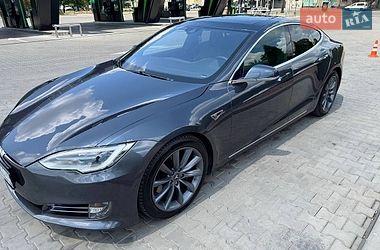 Tesla Model S  2016