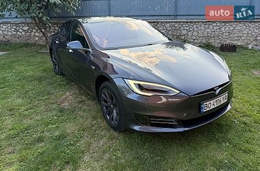 Tesla Model S  2018