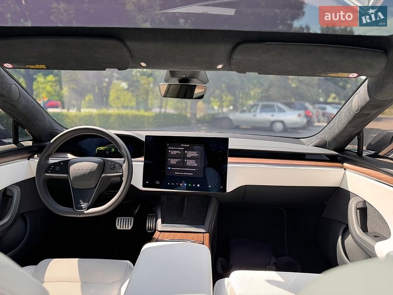 Ліфтбек Tesla Model S 2023 в Кам'янському фото 6 Ліфтбек Tesla Model S 2023 в Кам'янському