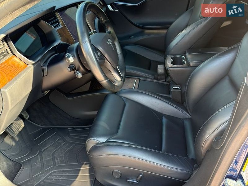 Ліфтбек Tesla Model S 2019 в Броварах фото 10 Ліфтбек Tesla Model S 2019 в Броварах