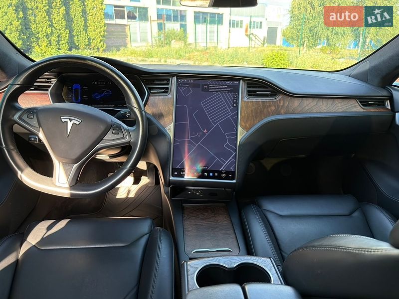 Ліфтбек Tesla Model S 2019 в Броварах фото 11 Ліфтбек Tesla Model S 2019 в Броварах