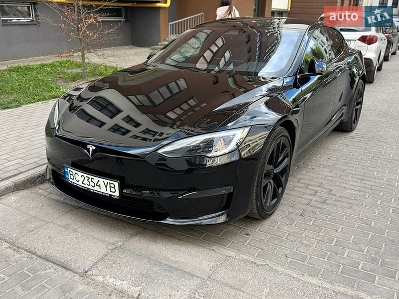 Ліфтбек Tesla Model S 2022 в Львові