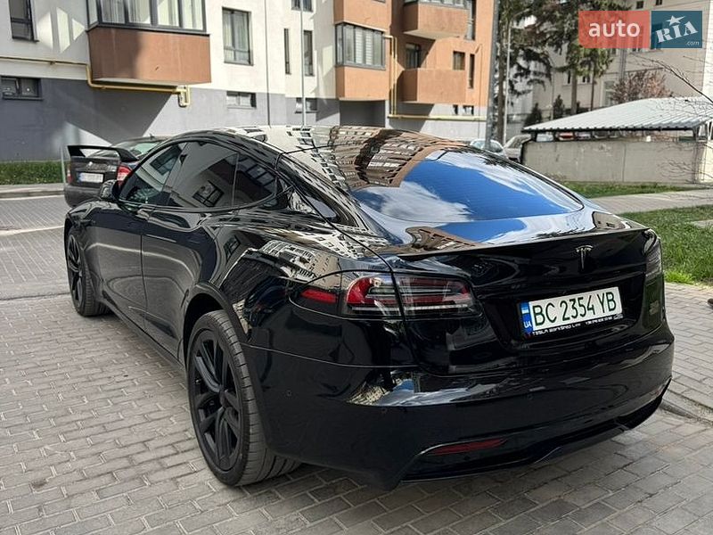 Ліфтбек Tesla Model S 2022 в Львові
