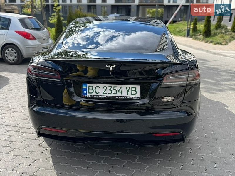 Ліфтбек Tesla Model S 2022 в Львові