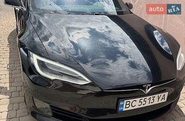 Tesla Model S  2017