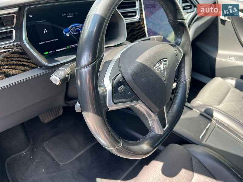 Ліфтбек Tesla Model S 2017 в Самборі