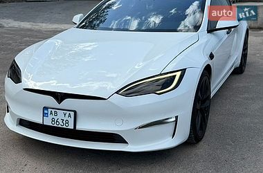 Tesla Model S  2021