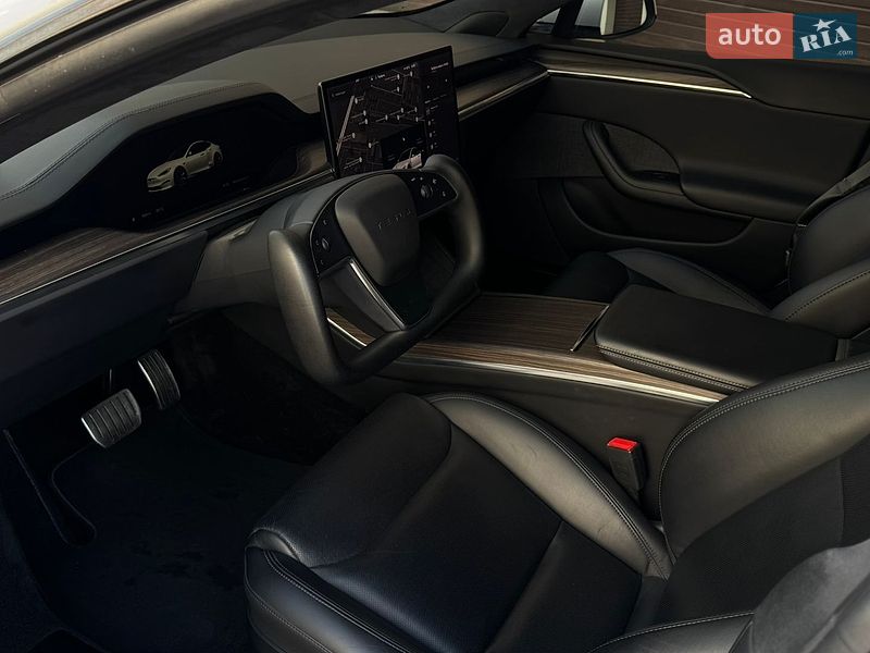 Ліфтбек Tesla Model S 2021 в Дніпрі фото 11 Ліфтбек Tesla Model S 2021 в Дніпрі