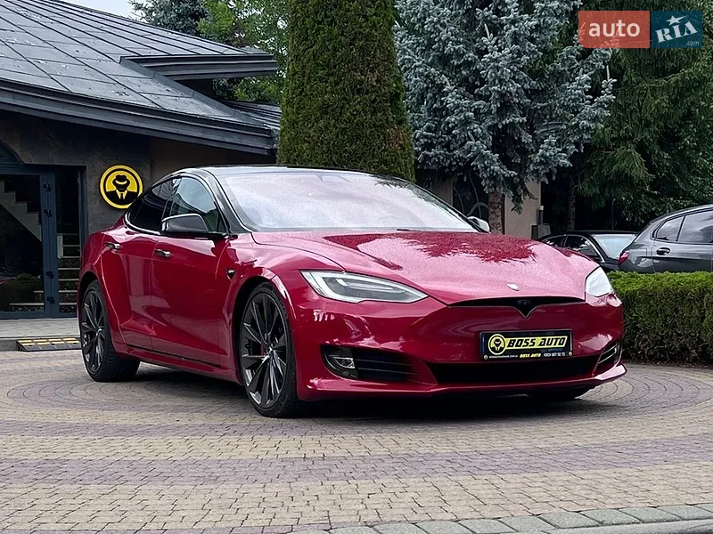 Tesla Model S