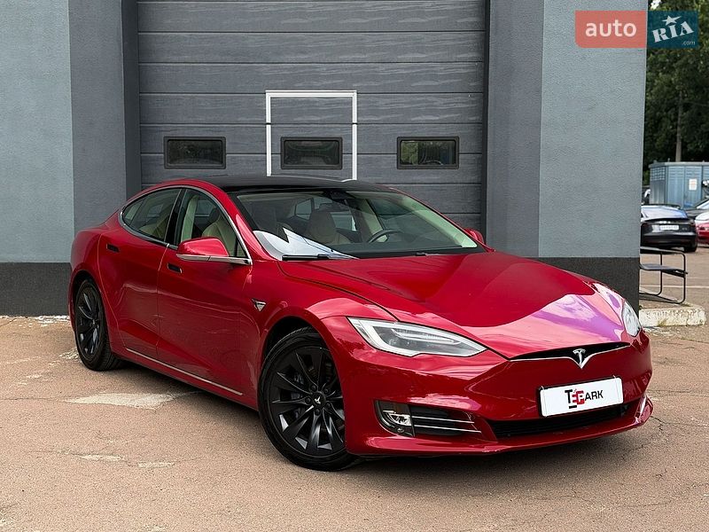 Tesla Model S 2017