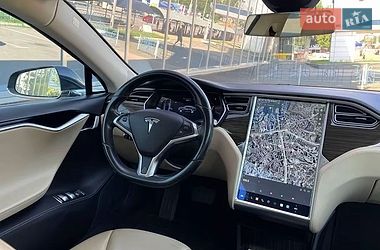 Лифтбек Tesla Model S 2015 в Киеве фото 25 Лифтбек Tesla Model S 2015 в Киеве