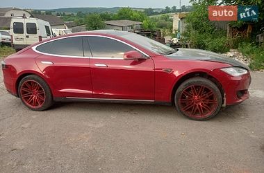 Tesla Model S 2013
