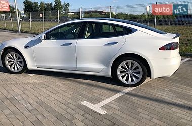 Tesla Model S  2016