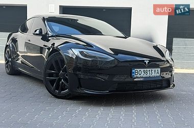 Tesla Model S  2021