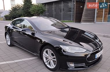 Лифтбек Tesla Model S 2013 в Черкассах