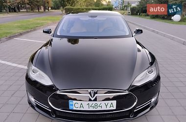 Лифтбек Tesla Model S 2013 в Черкассах