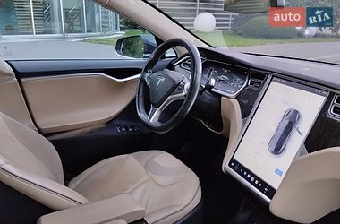 Лифтбек Tesla Model S 2013 в Черкассах