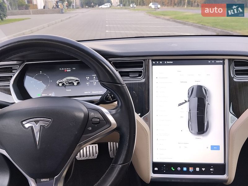 Лифтбек Tesla Model S 2013 в Черкассах