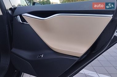 Лифтбек Tesla Model S 2013 в Черкассах