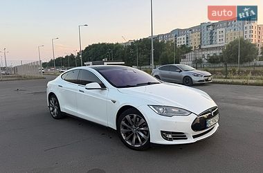 Tesla Model S  2014