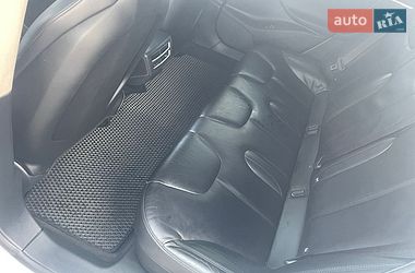 Лифтбек Tesla Model S 2015 в Ровно