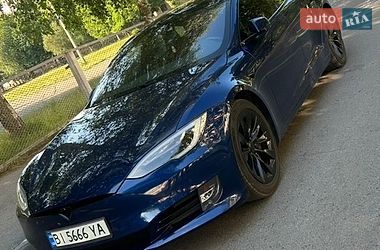 Лифтбек Tesla Model S 2017 в Пирятине Лифтбек Tesla Model S 2017 в Пирятине