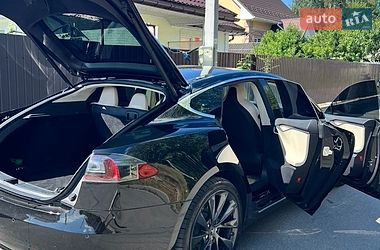 Лифтбек Tesla Model S 2018 в Киеве фото 12 Лифтбек Tesla Model S 2018 в Киеве