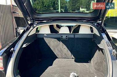 Лифтбек Tesla Model S 2018 в Киеве фото 15 Лифтбек Tesla Model S 2018 в Киеве