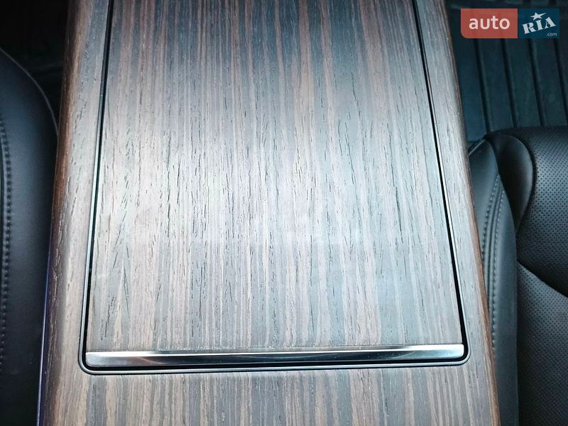 Ліфтбек Tesla Model S 2022 в Києві