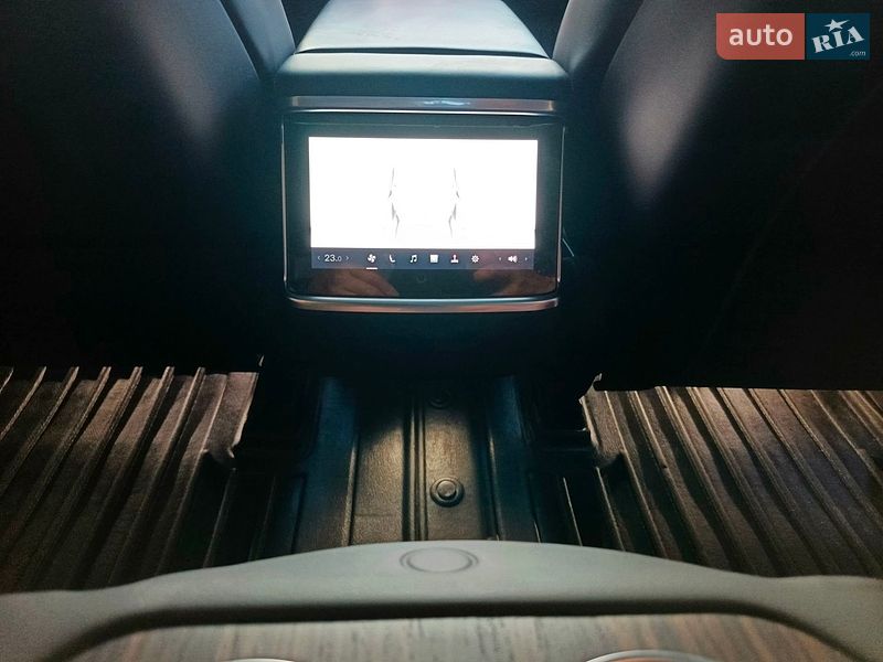 Ліфтбек Tesla Model S 2022 в Києві