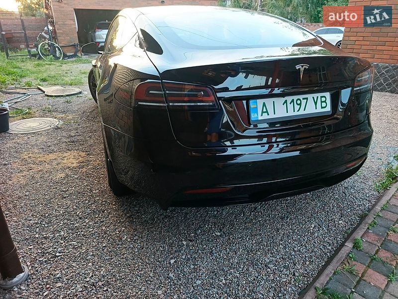 Ліфтбек Tesla Model S 2022 в Києві