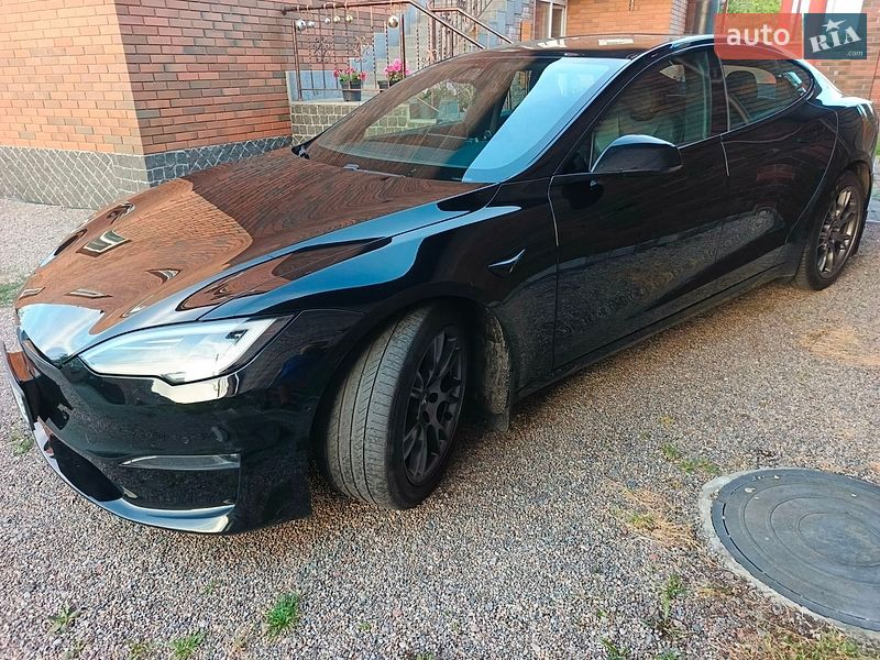 Ліфтбек Tesla Model S 2022 в Києві