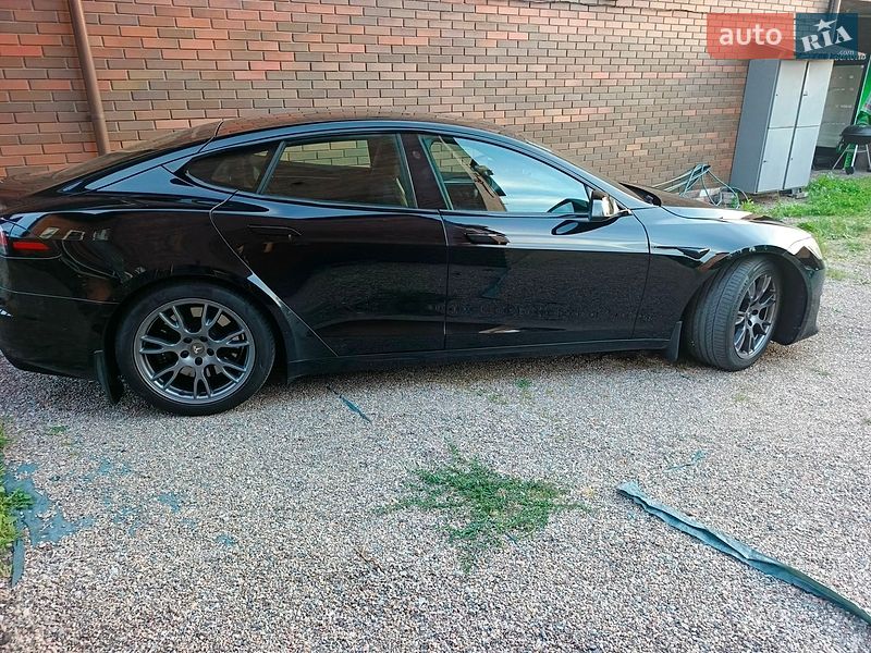Ліфтбек Tesla Model S 2022 в Києві