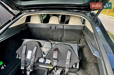 Лифтбек Tesla Model S 2018 в Киеве фото 20 Лифтбек Tesla Model S 2018 в Киеве