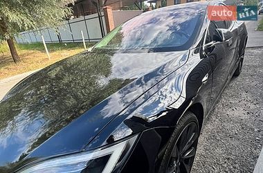Лифтбек Tesla Model S 2018 в Киеве фото 24 Лифтбек Tesla Model S 2018 в Киеве