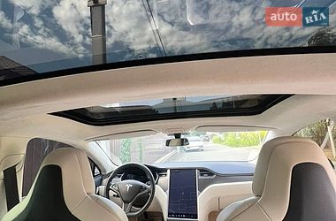 Лифтбек Tesla Model S 2018 в Киеве фото 23 Лифтбек Tesla Model S 2018 в Киеве